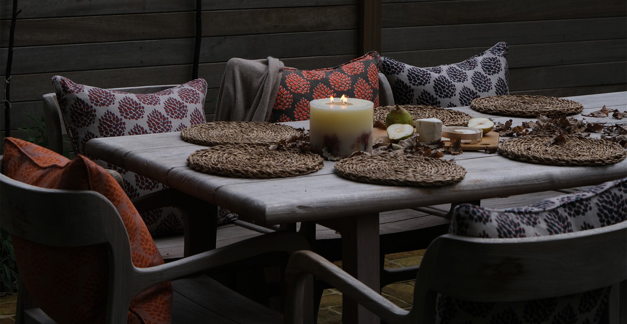 14 Ideas To Cosy Up Your Garden This Winter